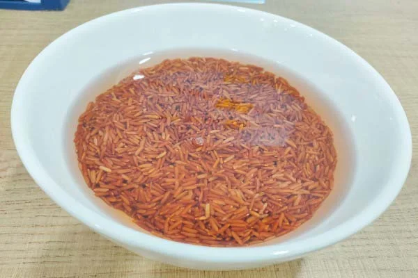 Nắm 7 mẹo nấu cơm sau thì gạo rẻ tiền cũng thơm ngon như gạo Nhật